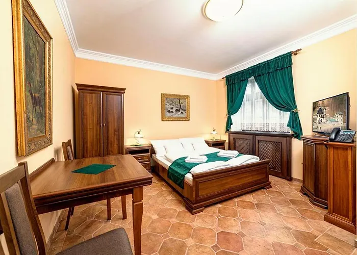 Regent Club Tereza 트렌시안스케테플리스